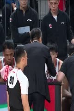 CBA季后赛四分之一决赛 新疆伊力特VS广州龙狮 20240421