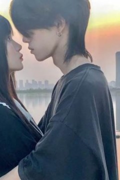 退婚后，真千金她惊爆全球